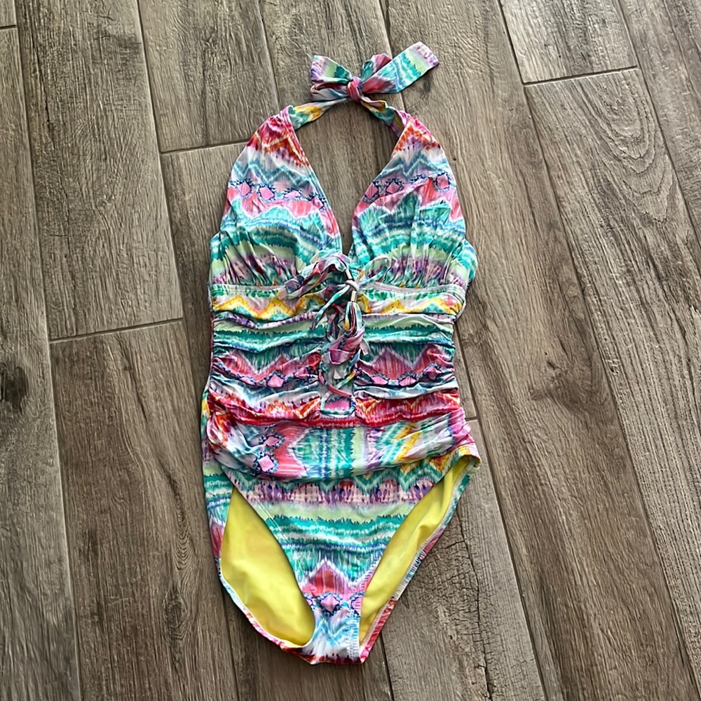 EUC halter bathing suit. sz 4